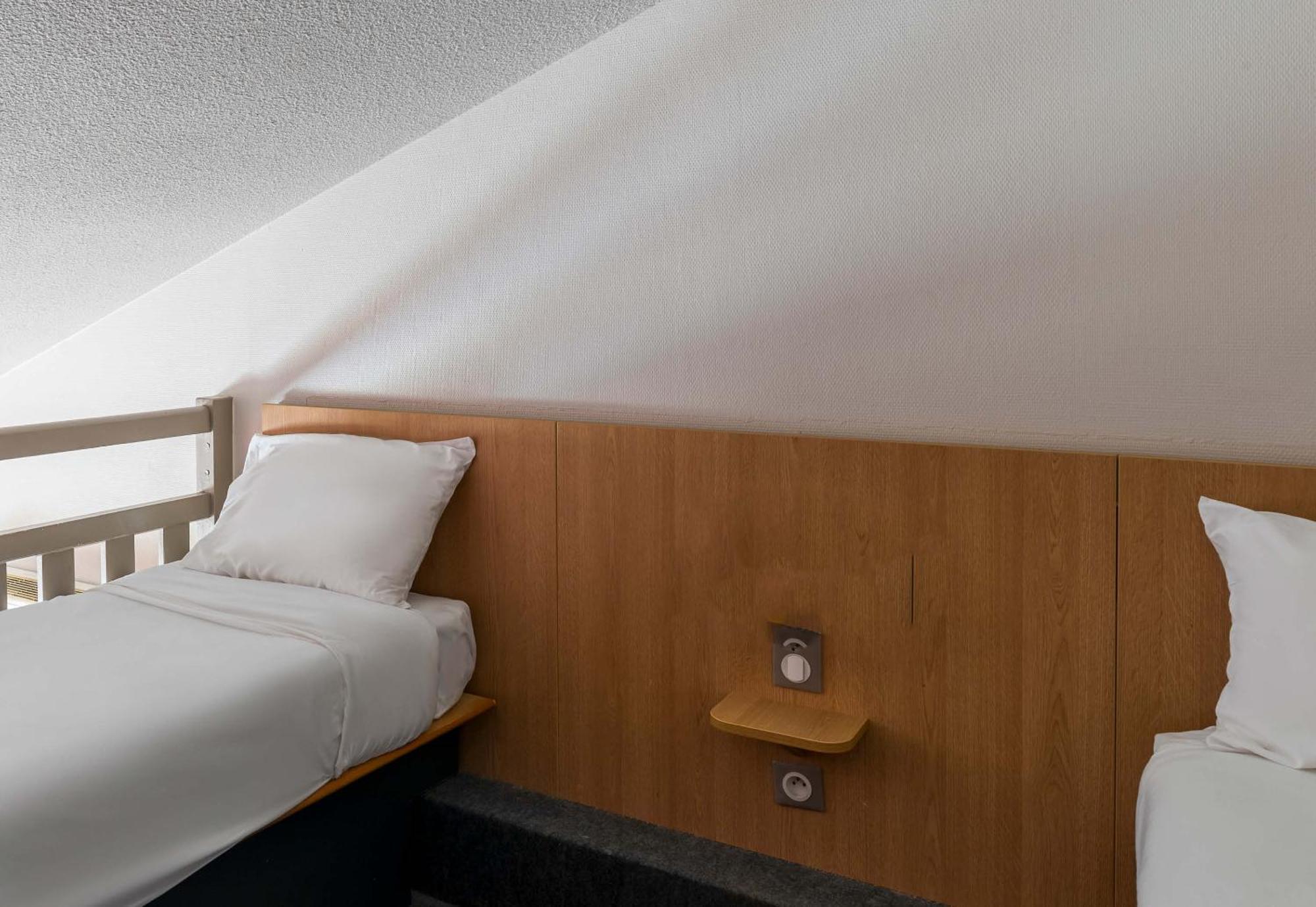 B&B Hotel Troyes Barberey Bagian luar foto