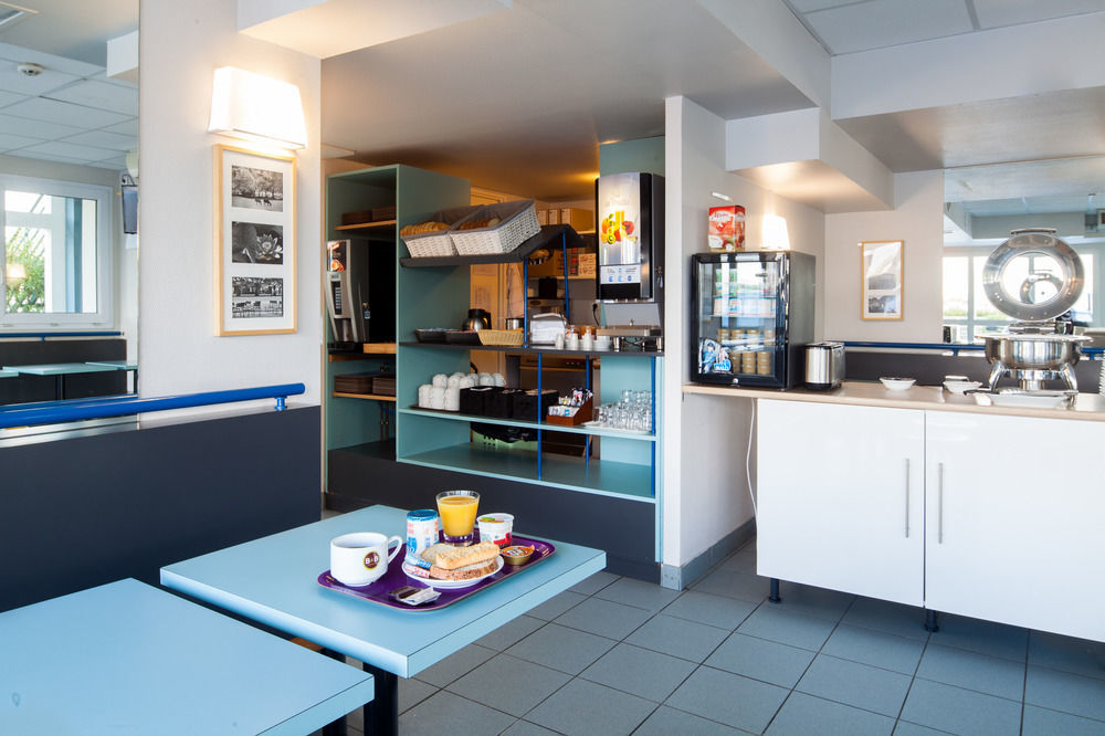 B&B Hotel Troyes Barberey Bagian luar foto